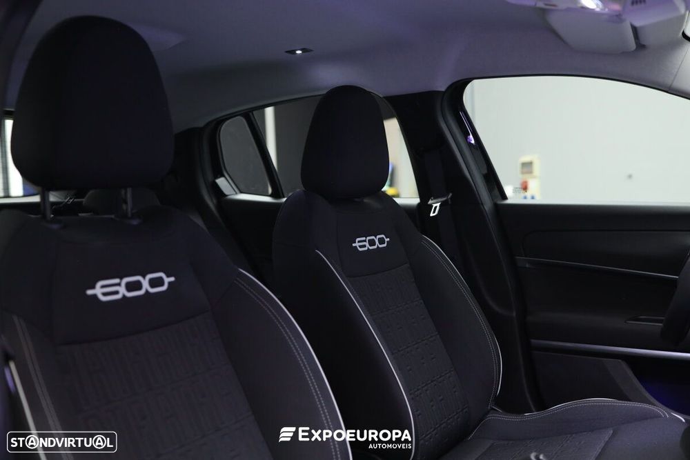 Fiat 600 1.2 Hybrid Icon - 22