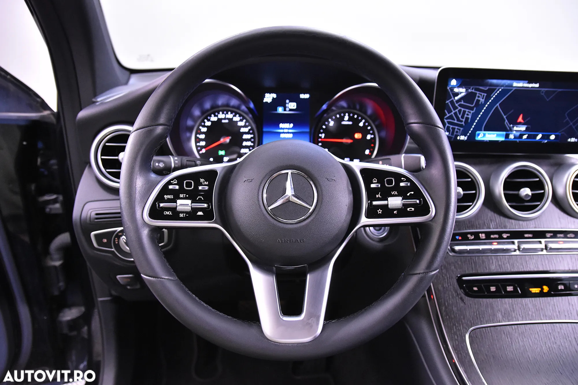 Mercedes-Benz GLC 220 d 4MATIC - 16