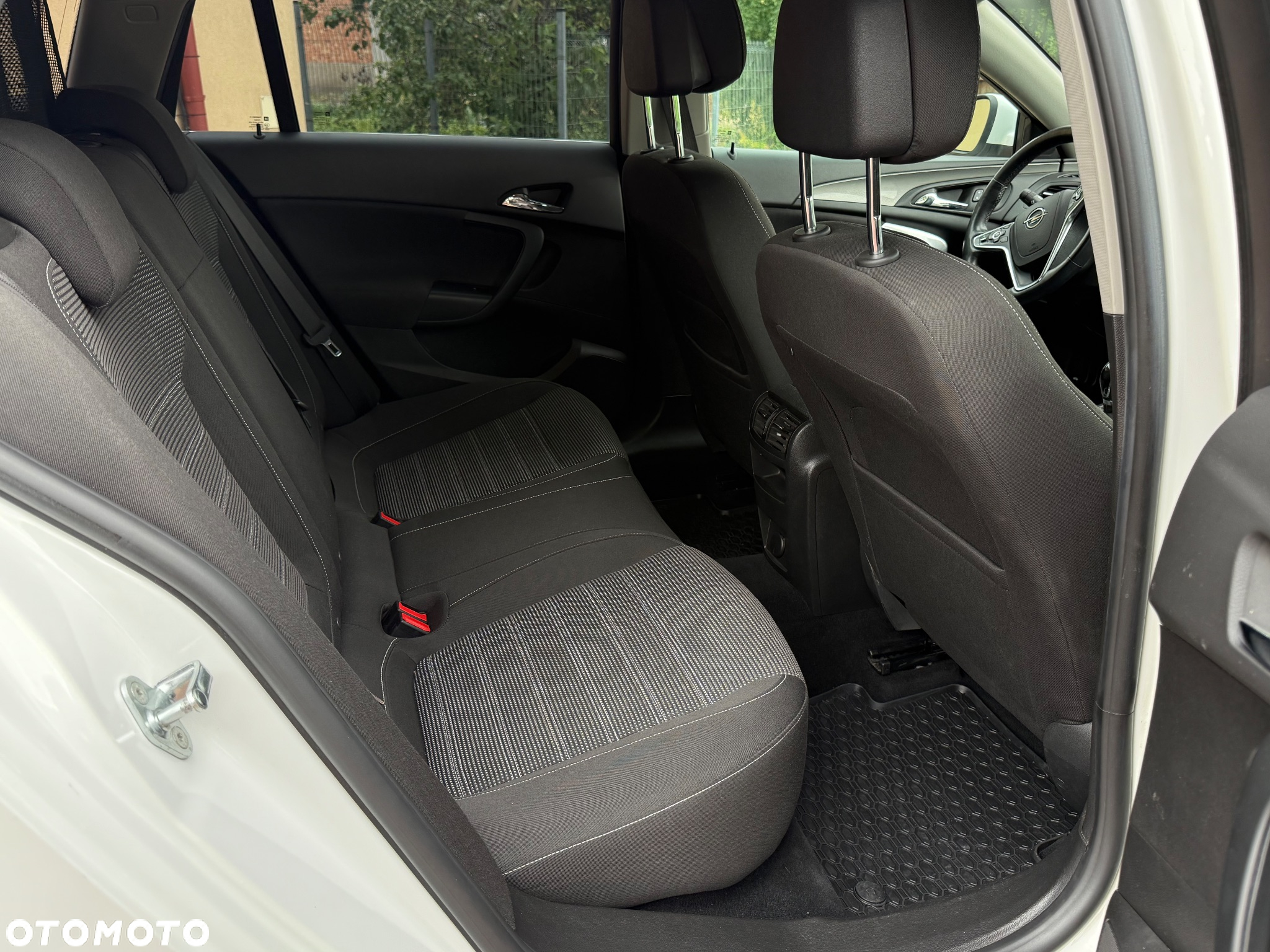 Opel Insignia - 9