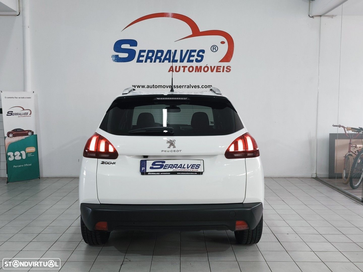 Peugeot 2008 1.2 PureTech Style - 6