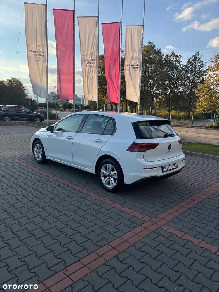 Volkswagen Golf VIII 1.0 TSI Life - 2