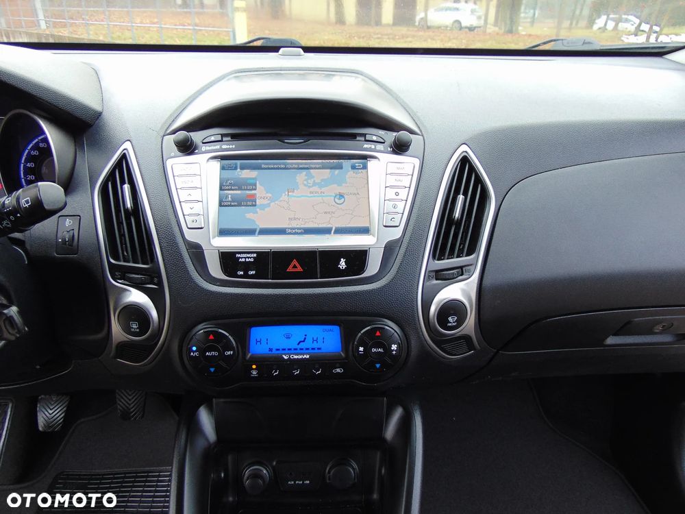 Hyundai ix35 2.0 Premium 2WD - 32