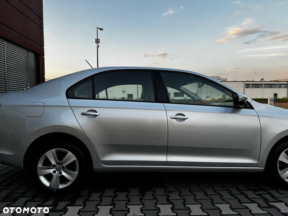 Skoda RAPID 1.0 TSI Ambition - 25