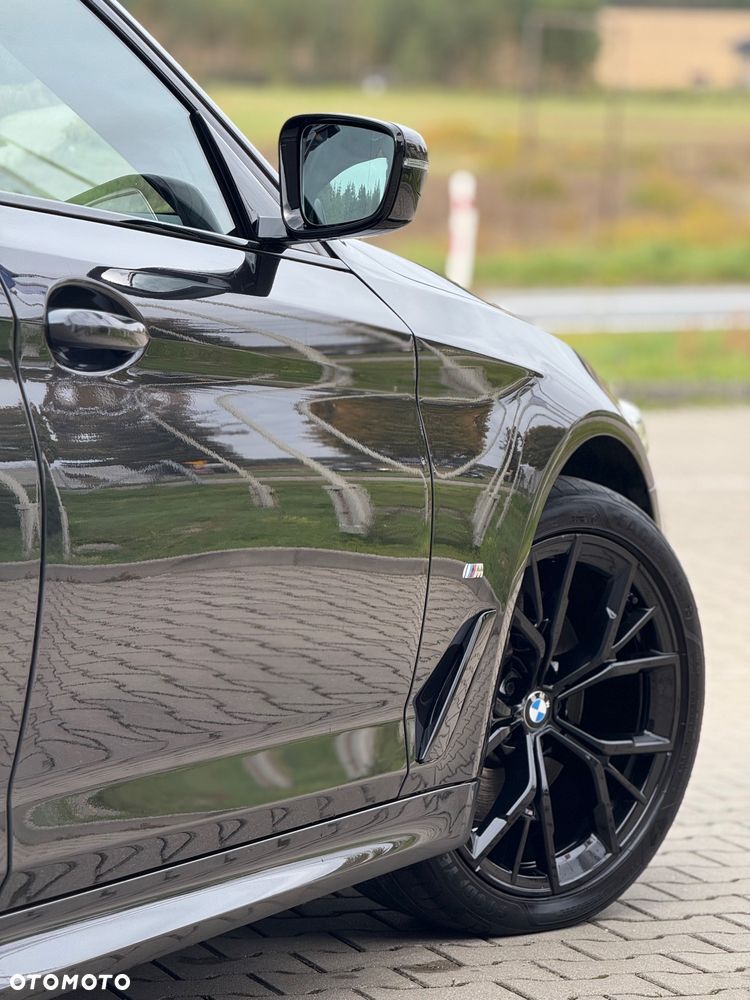 BMW Seria 5 530i xDrive mHEV M Sport sport - 8