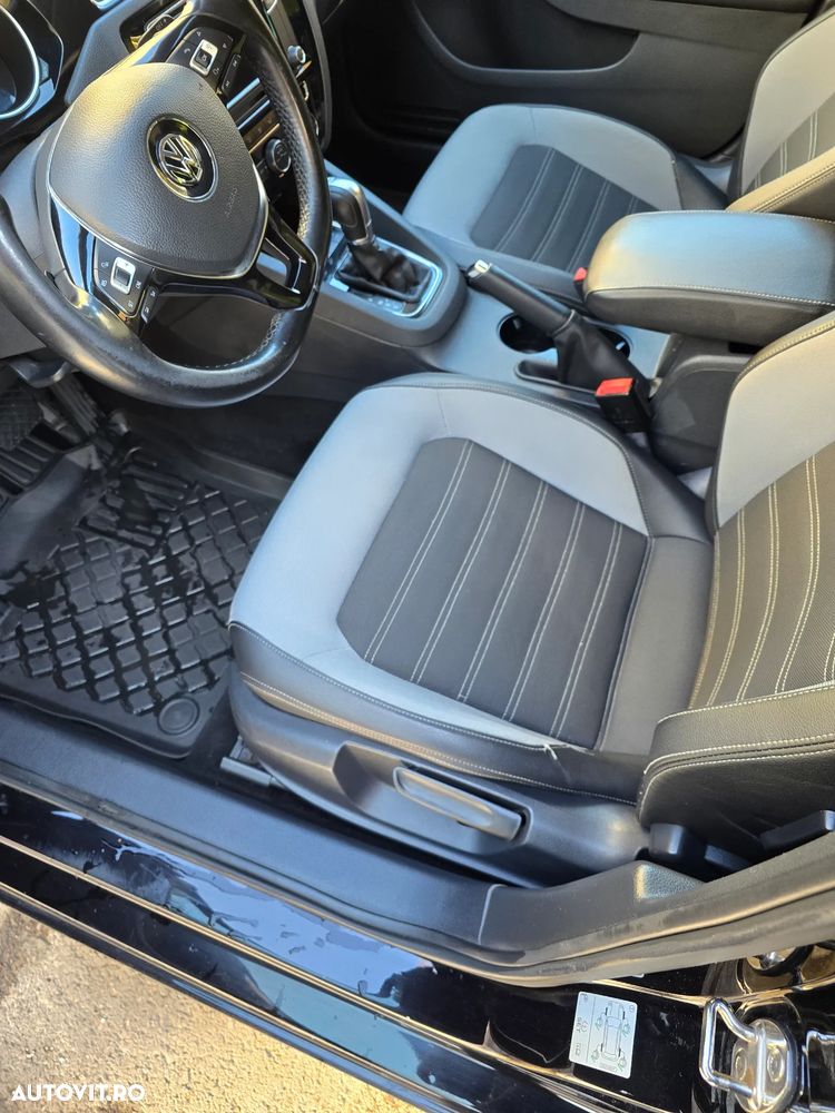 Volkswagen Jetta 2.0 TDI DSG Comfortline - 15