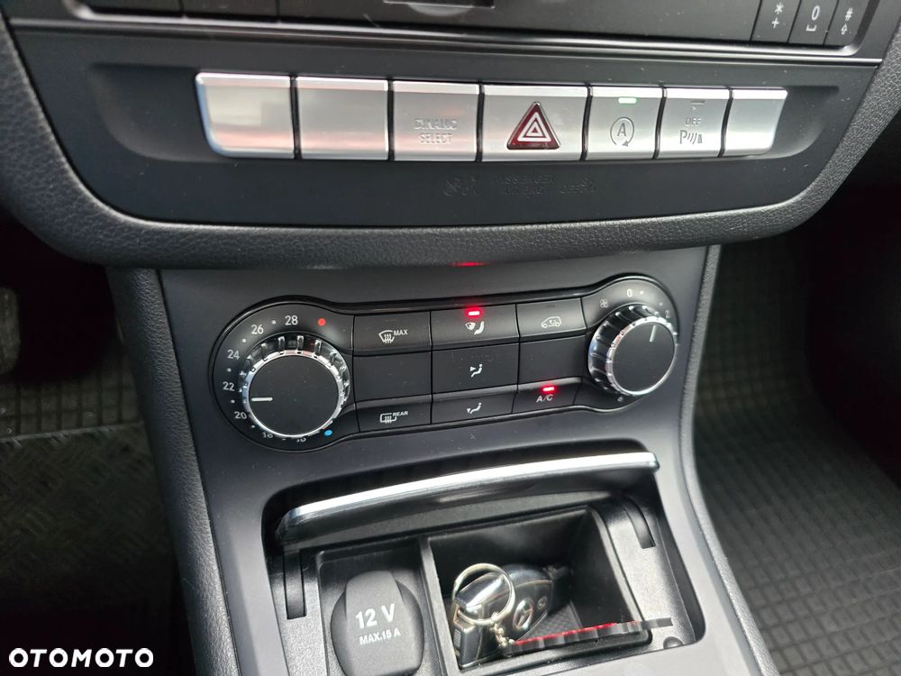 Mercedes-Benz Klasa B - 30