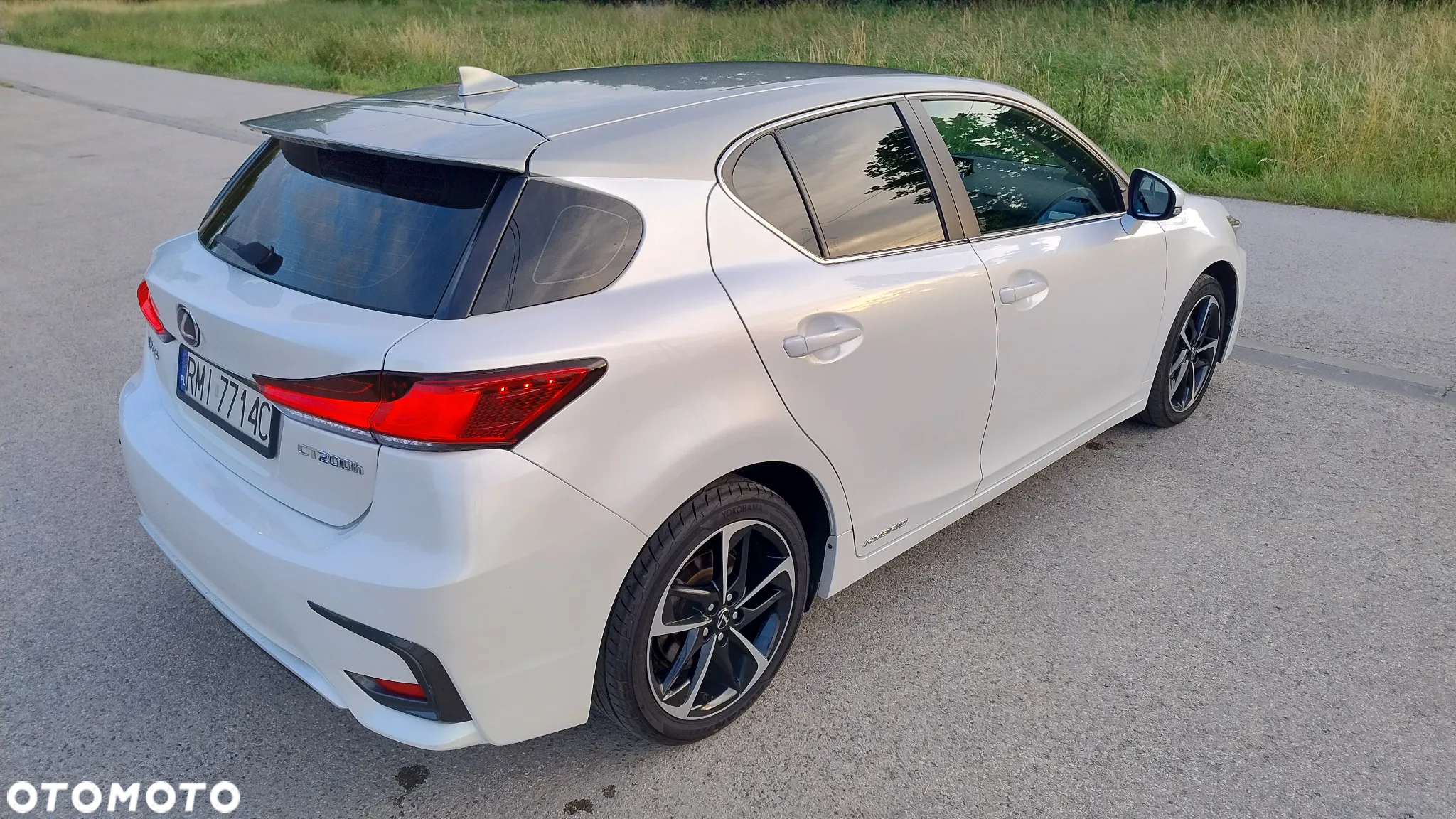 Lexus CT 200h Limited Edition - 3