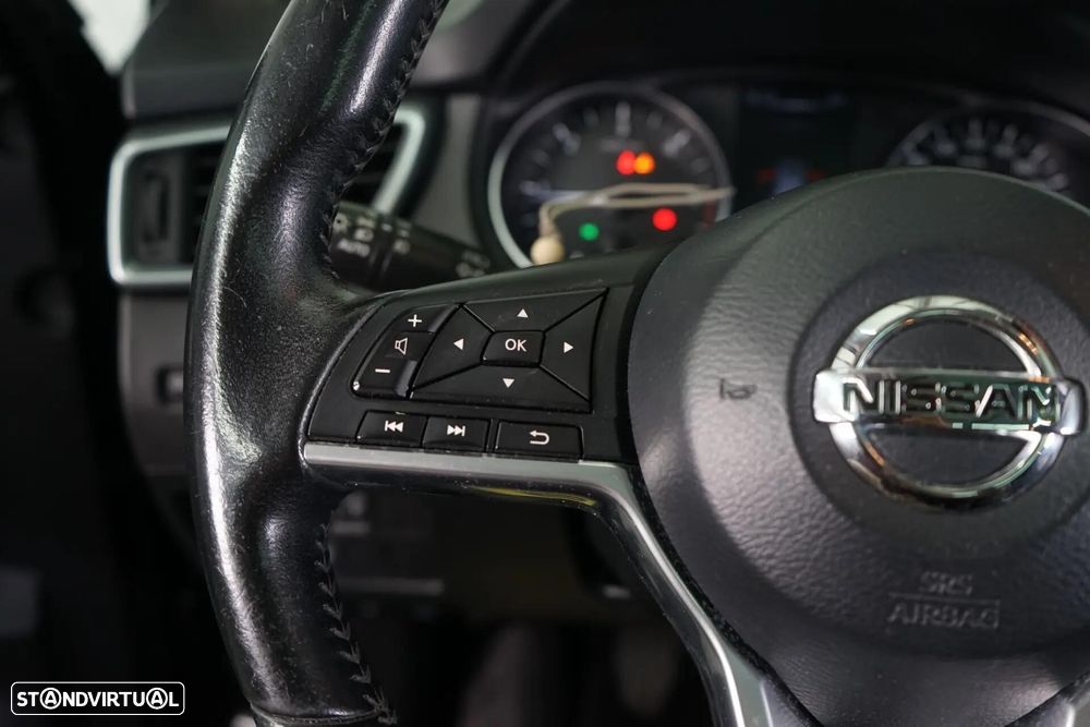 Nissan Qashqai 1.5 dCi N-Connecta Business - 19