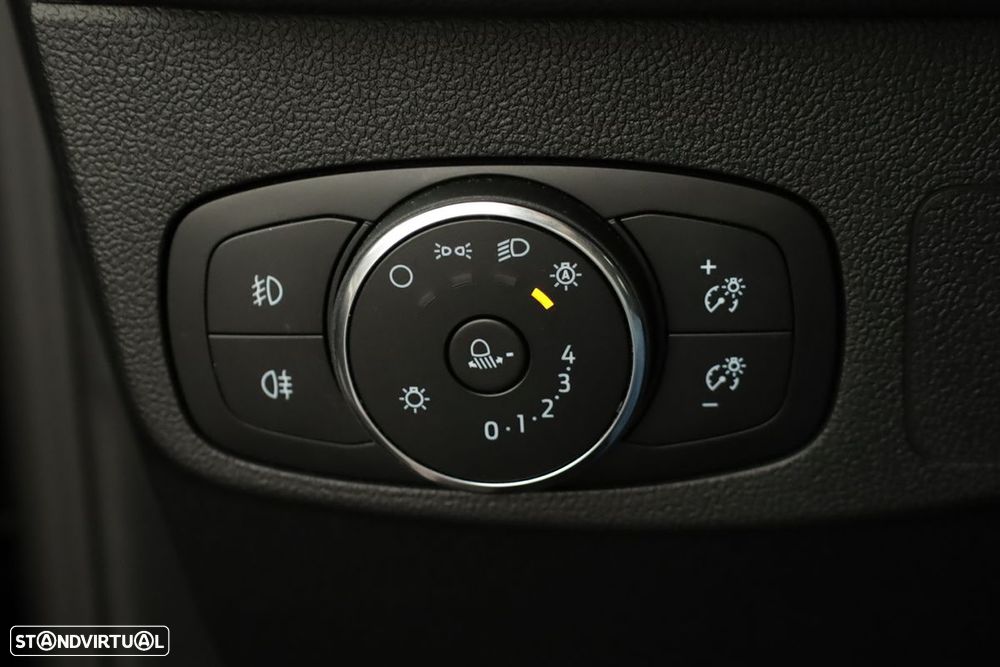 Ford Focus SW 1.0 EcoBoost MHEV ST-Line - 18