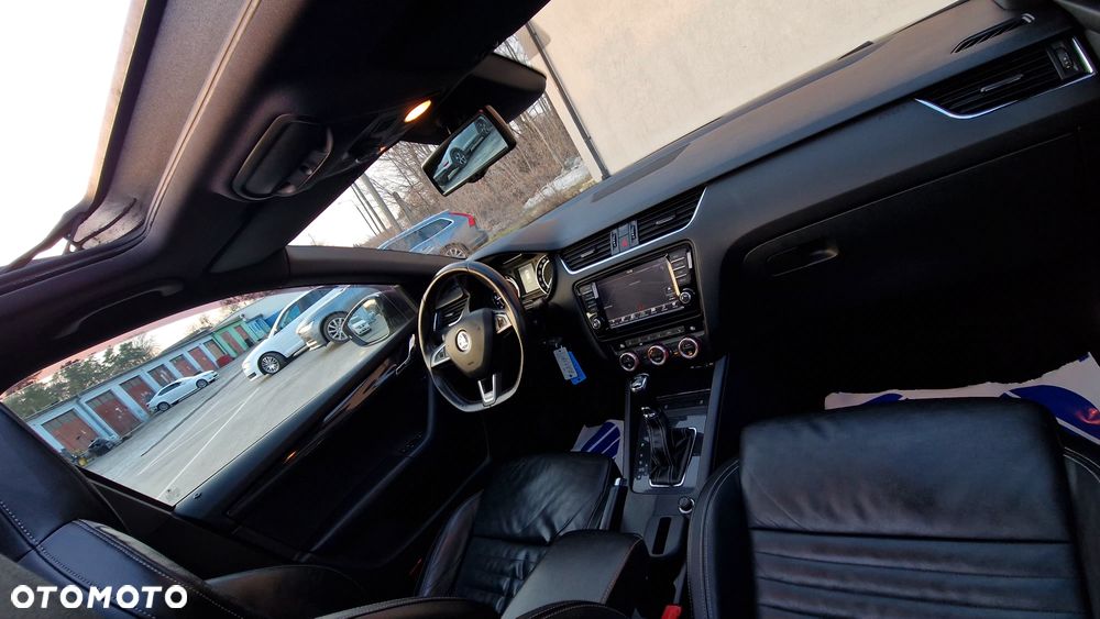 Skoda Octavia 2.0 TDI (Green tec) DSG RS - 23