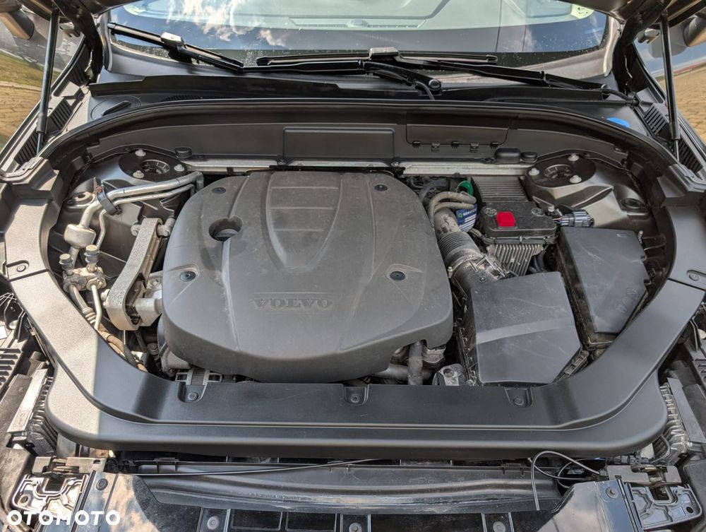 Volvo XC 60 D4 AWD Momentum - 40