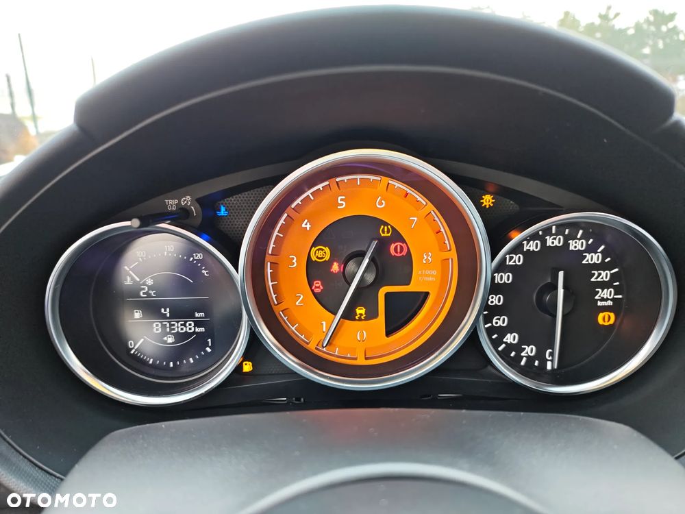 Mazda MX-5 SKYACTIV-G 160 SAKURA - 15