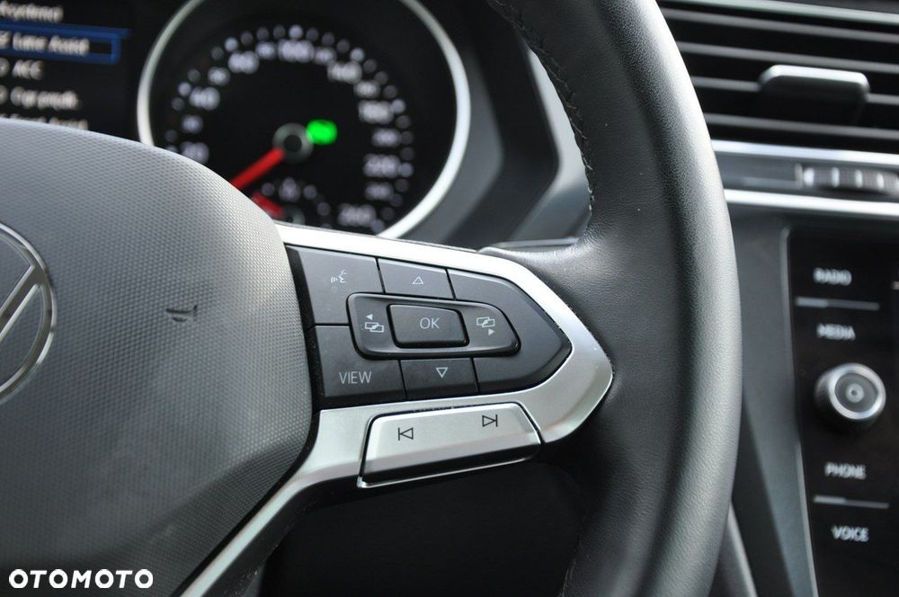 Volkswagen Tiguan - 14
