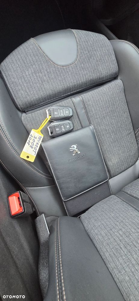 Peugeot 3008 THP 165 EAT6 Stop & Start Allure - 27
