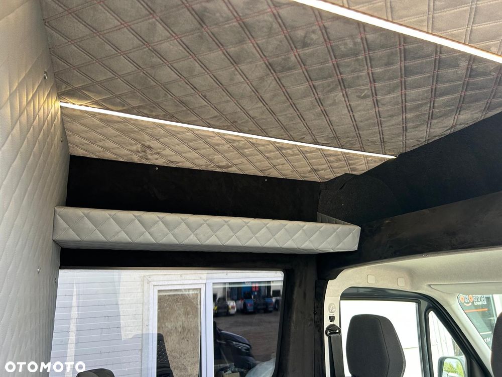 Iveco Daily 35S18 - 25