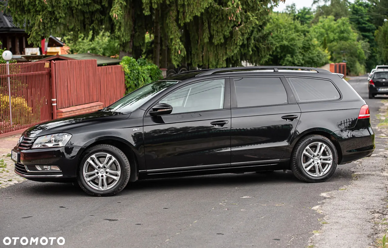 Volkswagen Passat - 13