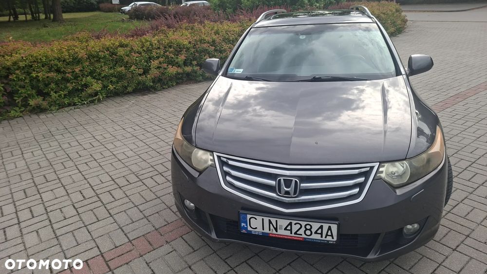 Honda Accord 2.0 Executive - 24