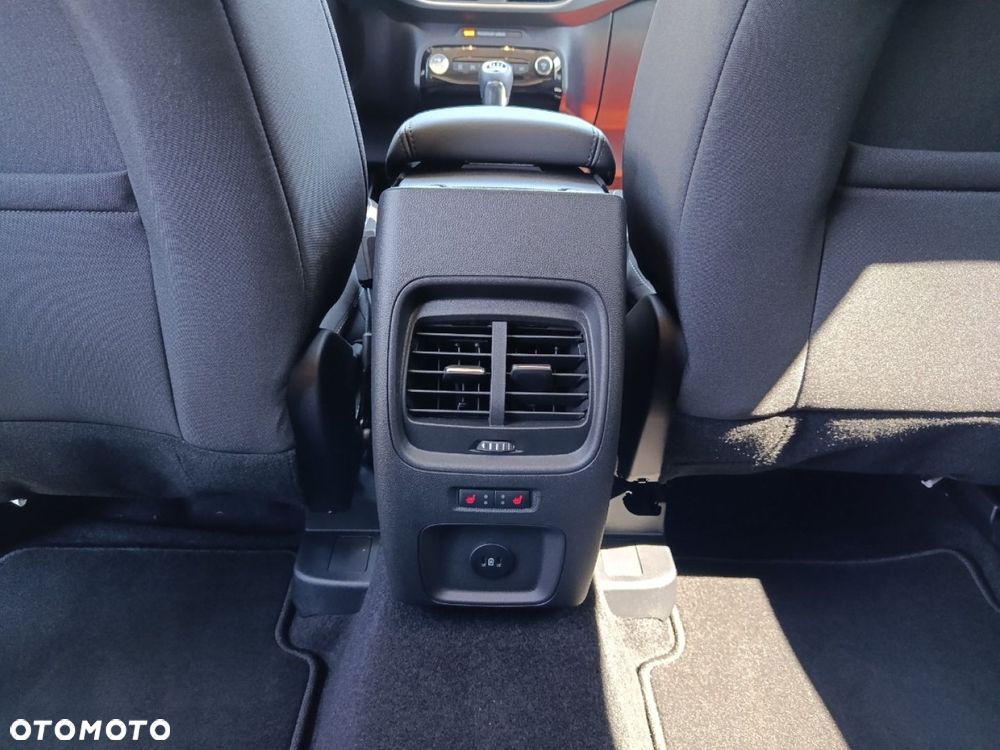 Ford Kuga - 14