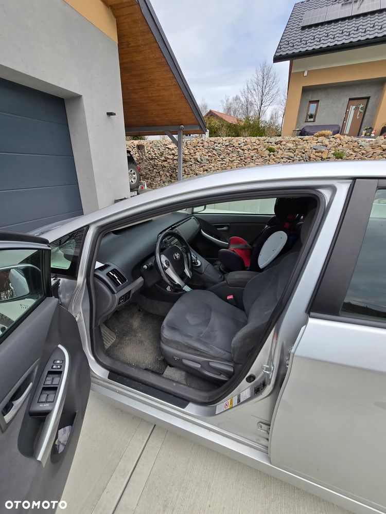 Toyota Prius 1.8 HSD Luna - 12