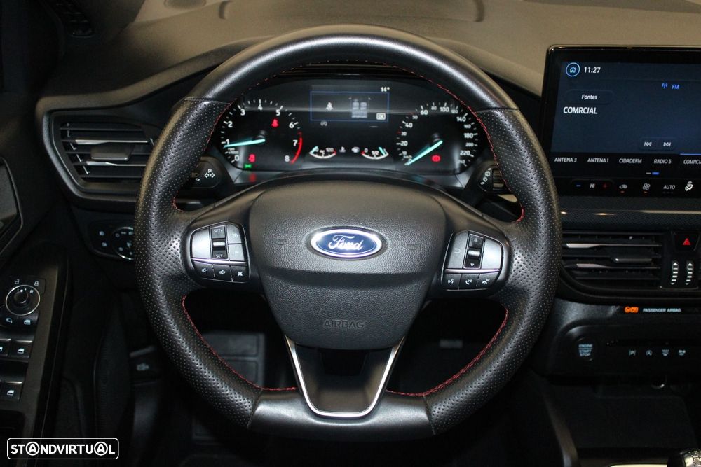 Ford Focus 1.0 EcoBoost MHEV ST-Line - 11
