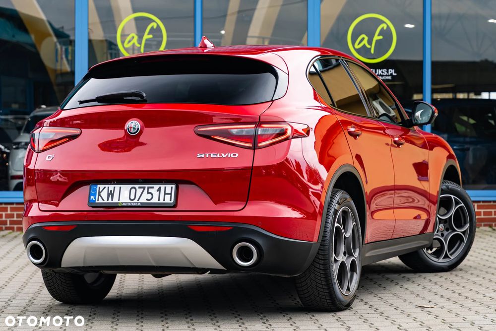 Alfa Romeo Stelvio 2.0 Turbo Sprint Q4 - 8