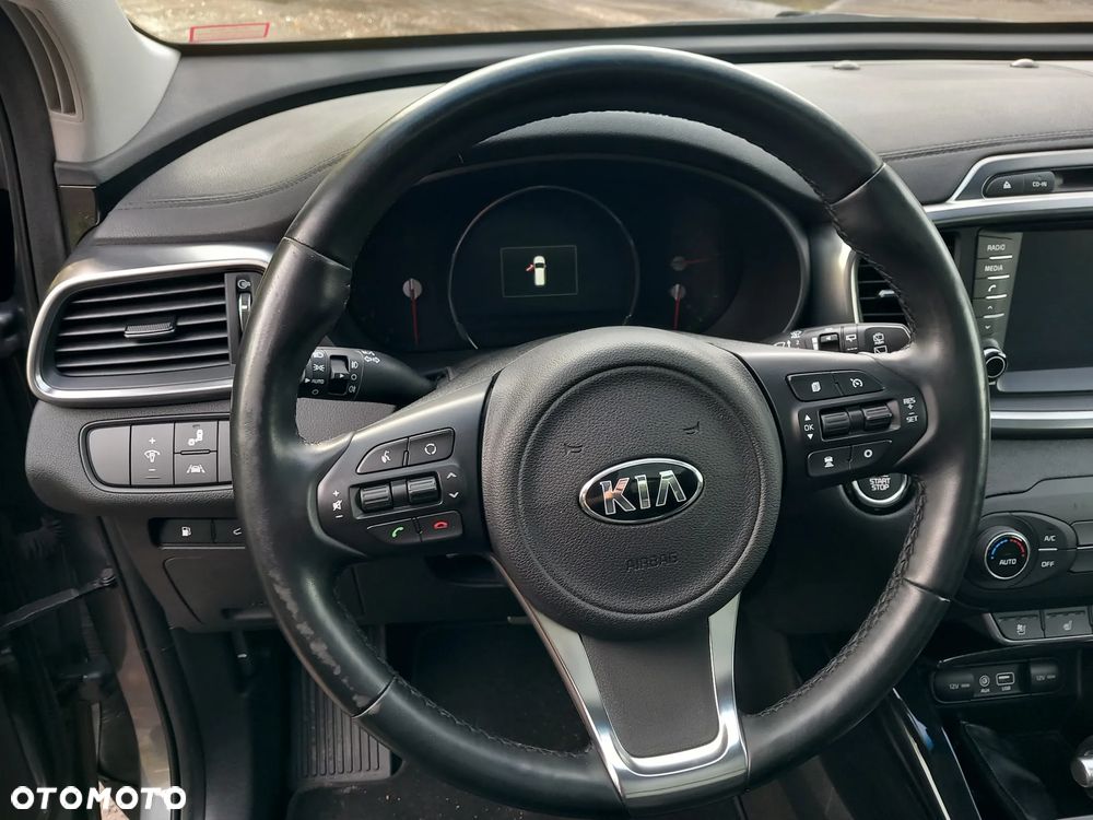 Kia Sorento 2.2 CRDI Business Line Plus - 19