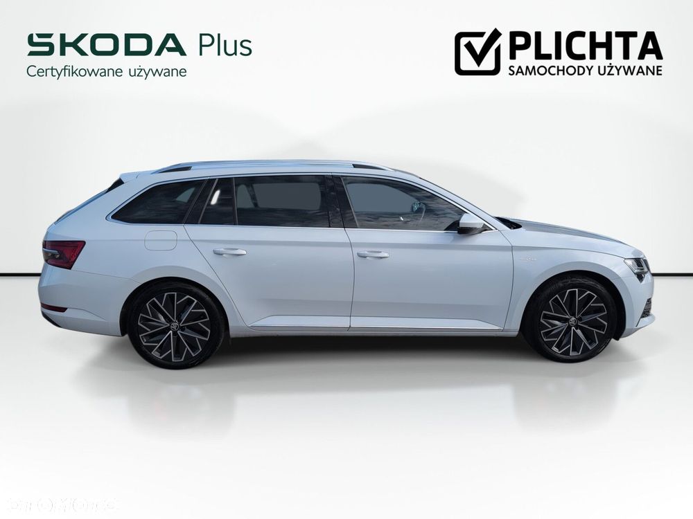 Skoda Superb 2023 photo 4