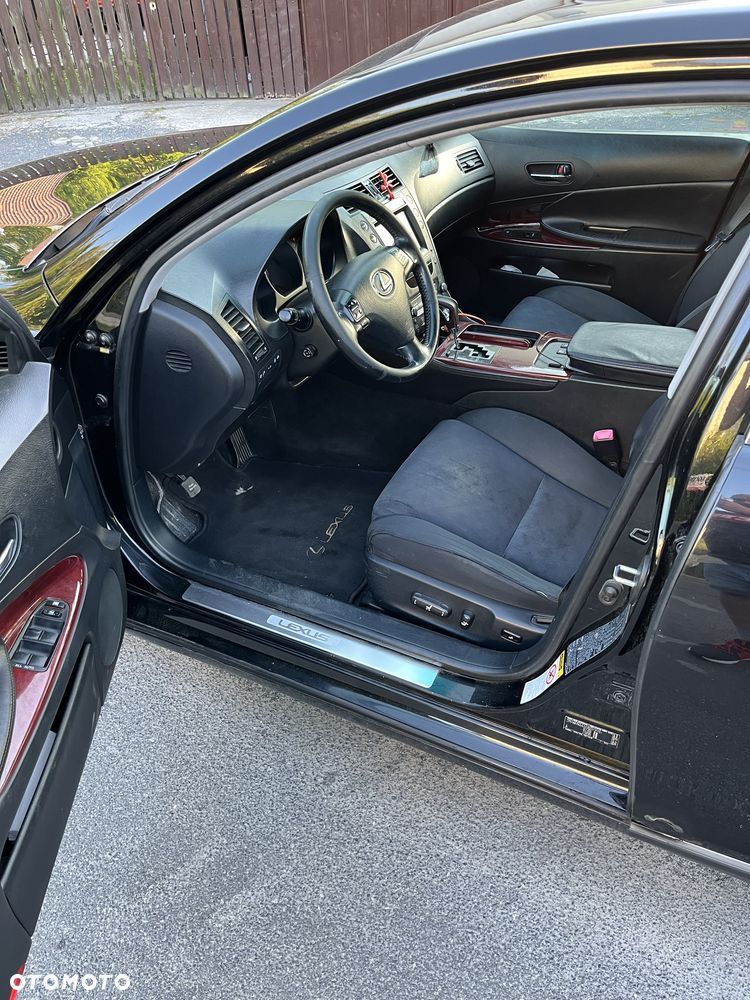 Lexus GS - 5