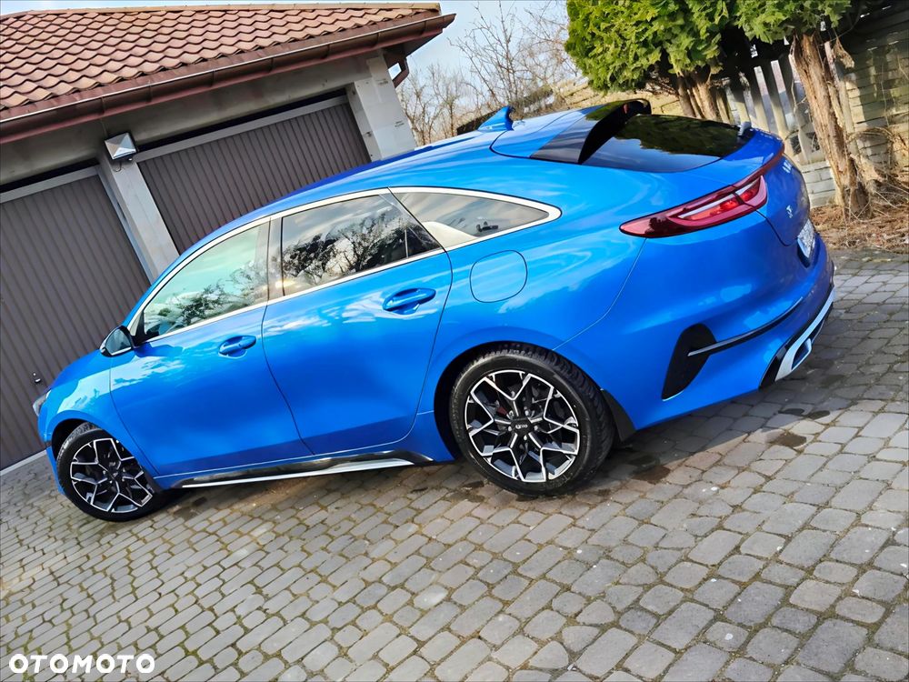 Kia ProCeed 1.5 T-GDI GT Line - 4