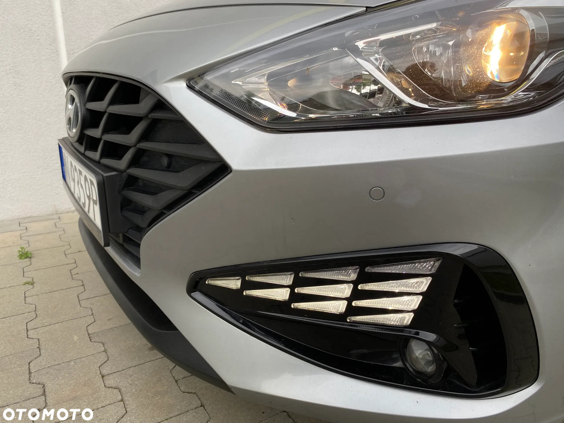 Hyundai i30 1.5 DPI Classic + - 15
