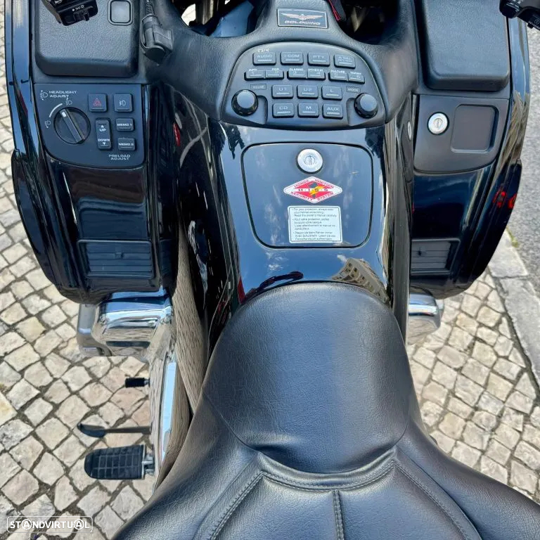 Honda Goldwing 1800 - 28