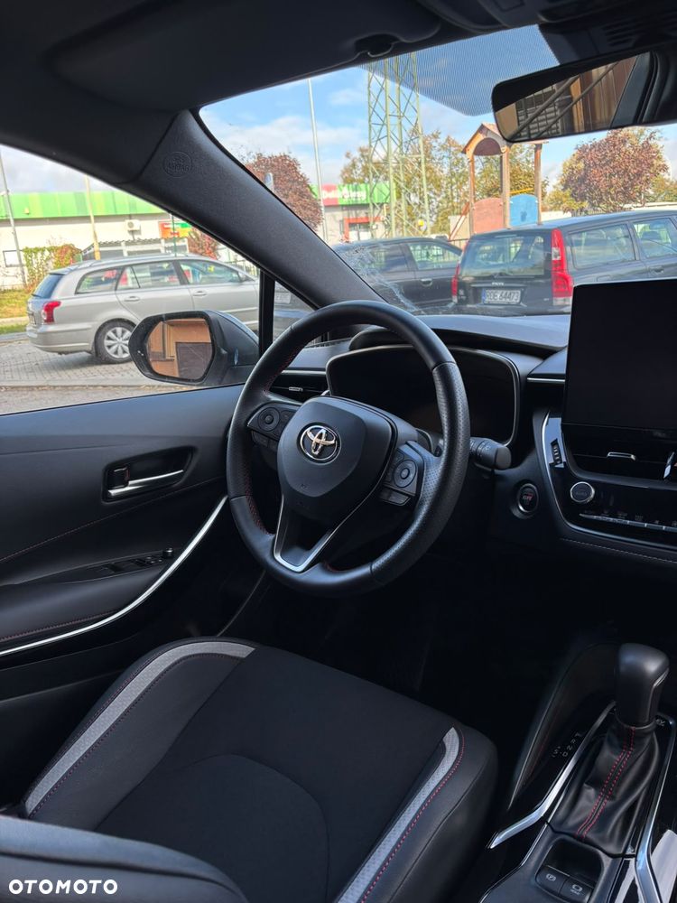 Toyota Corolla - 8