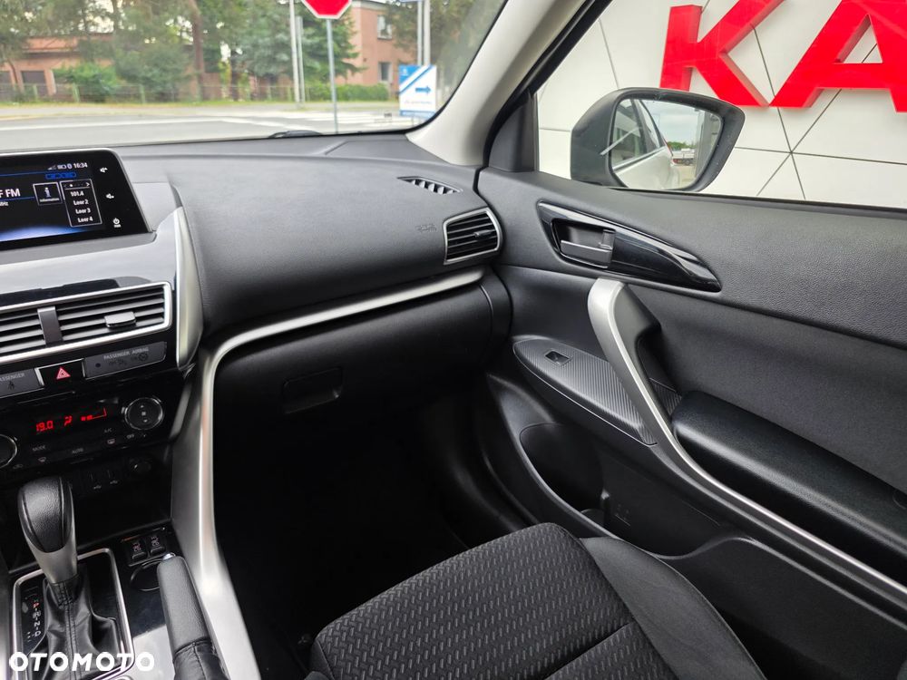 Mitsubishi Eclipse Cross 1.5 T-MIVEC CVT 2WD Spirit - 14