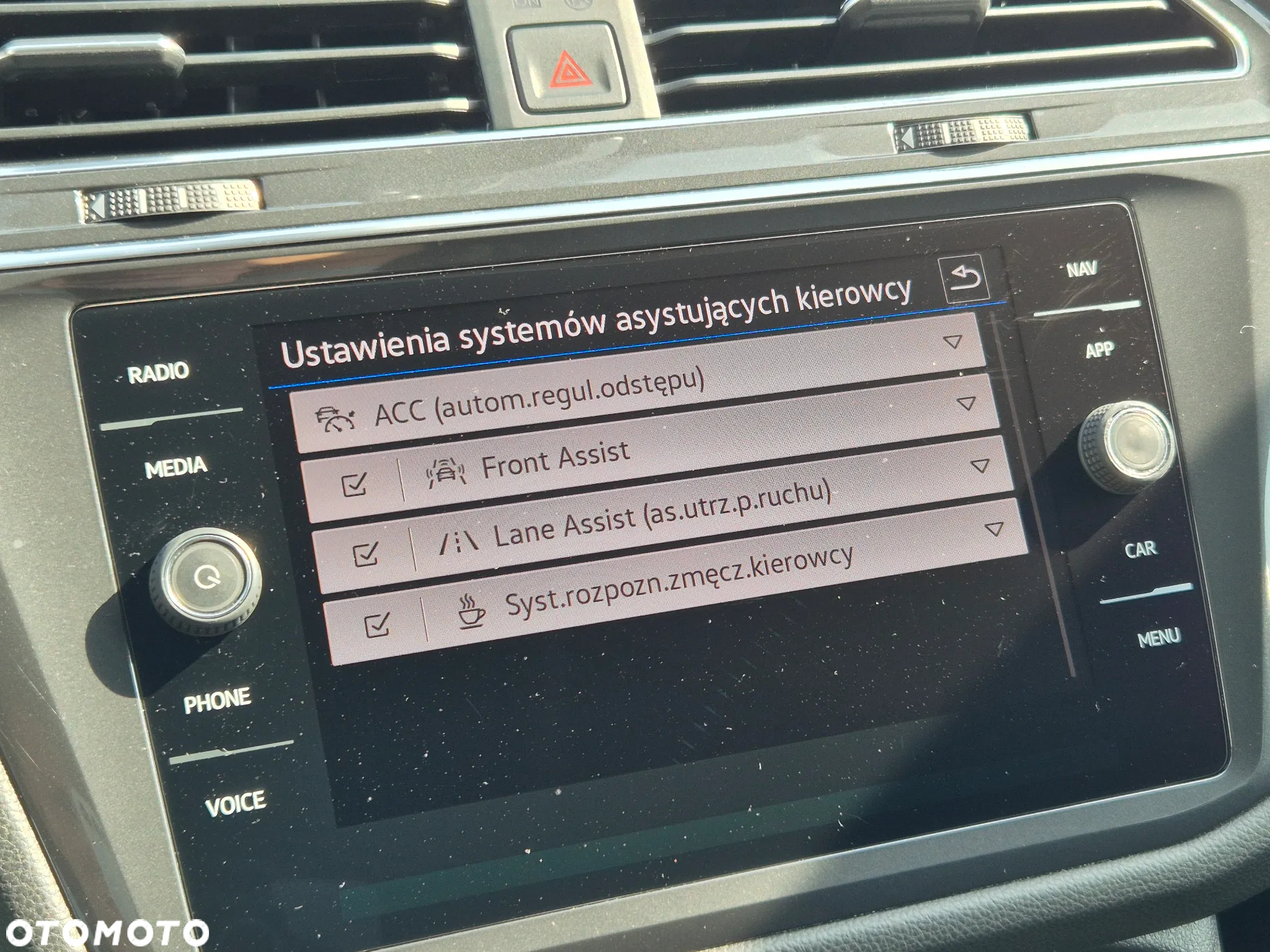 Volkswagen Tiguan 2.0 TDI SCR Life DSG - 19