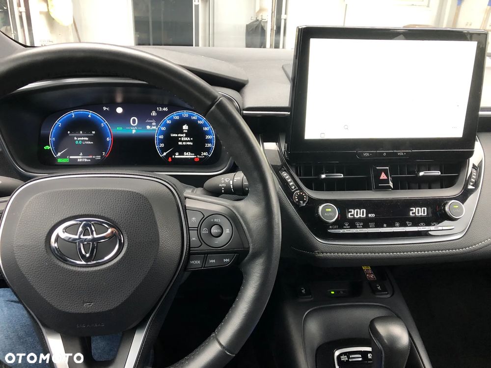 Toyota Corolla - 12