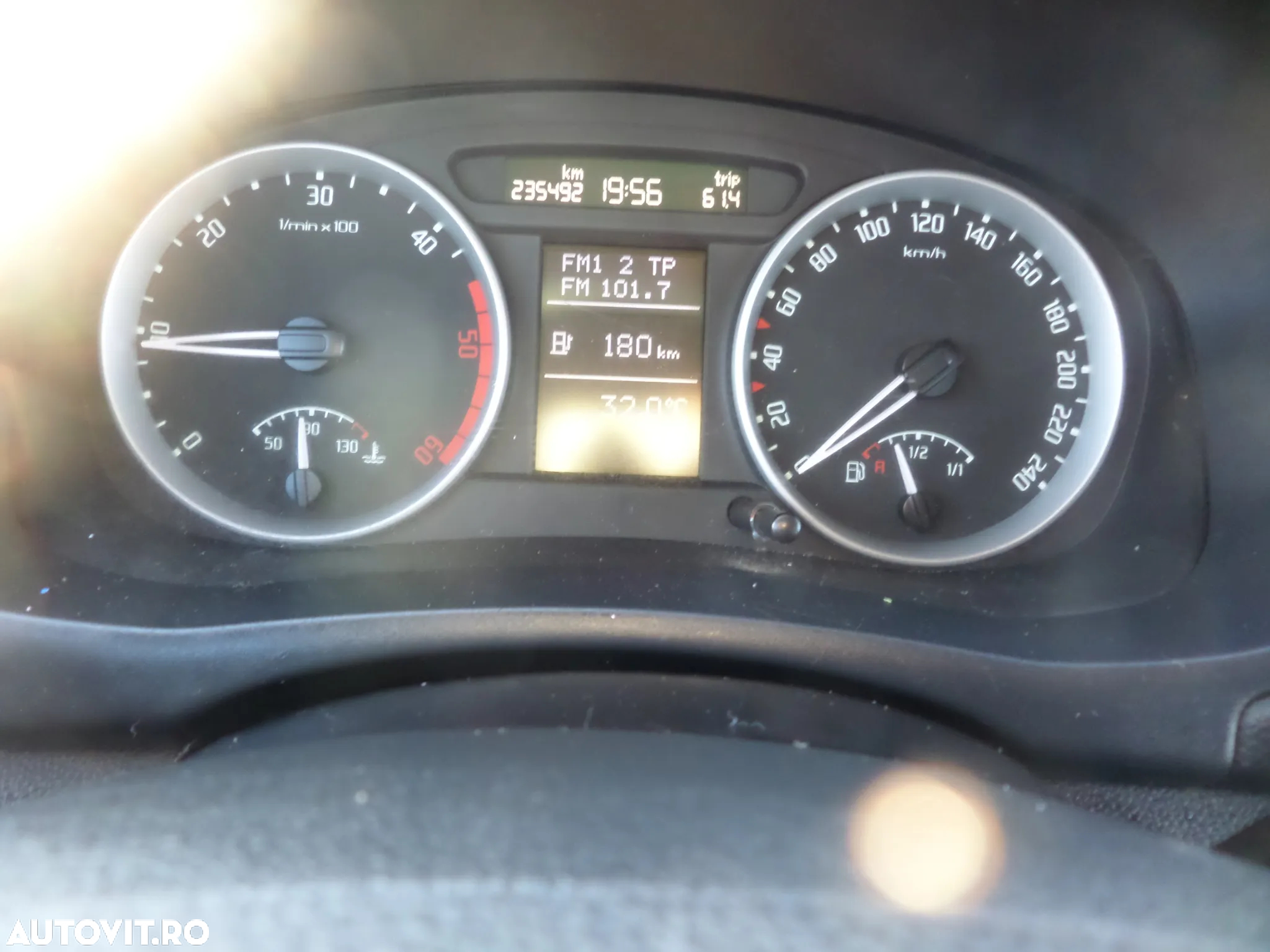 Skoda Roomster 1.9 TDI Comfort PLUS EDITION - 35