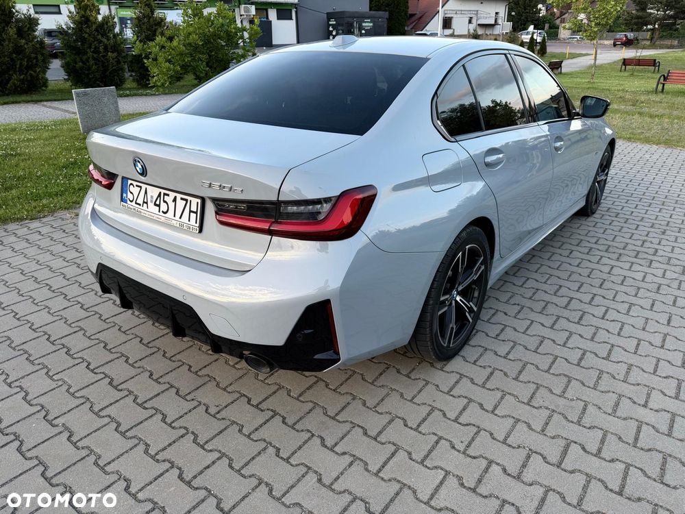 BMW Seria 3 320e PHEV M Sport - 4