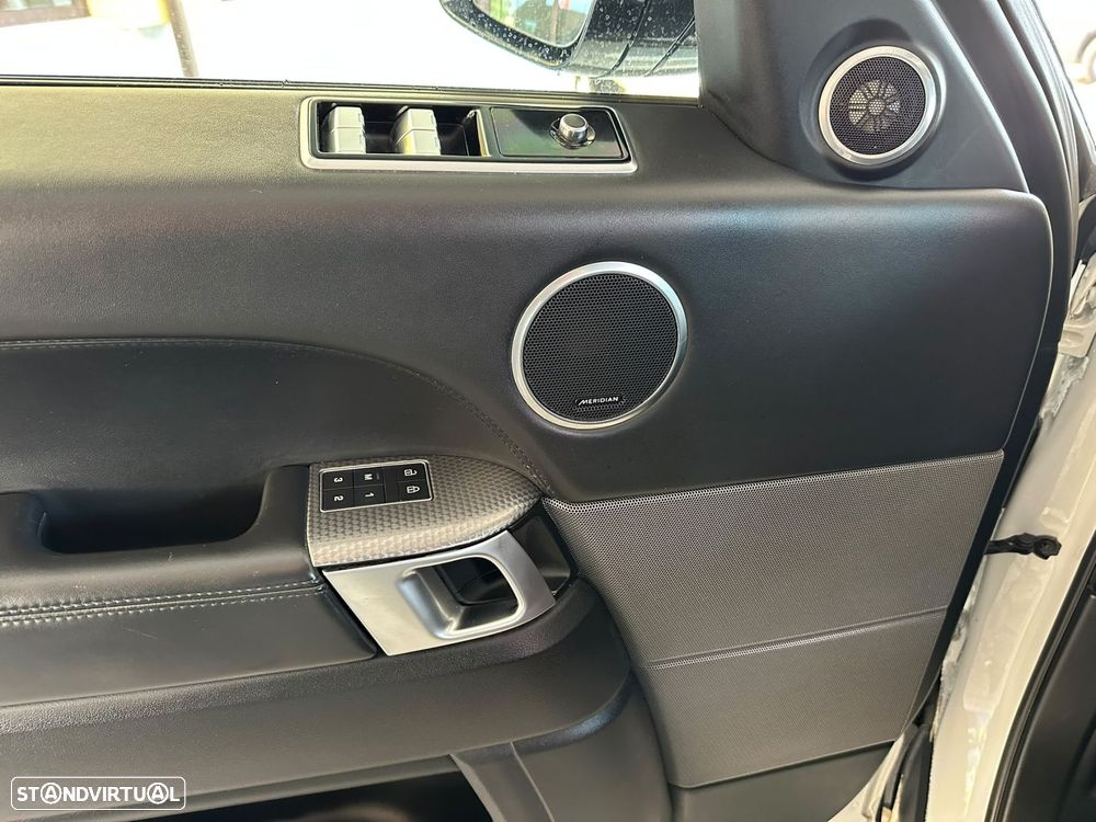 Land Rover Range Rover Sport - 12