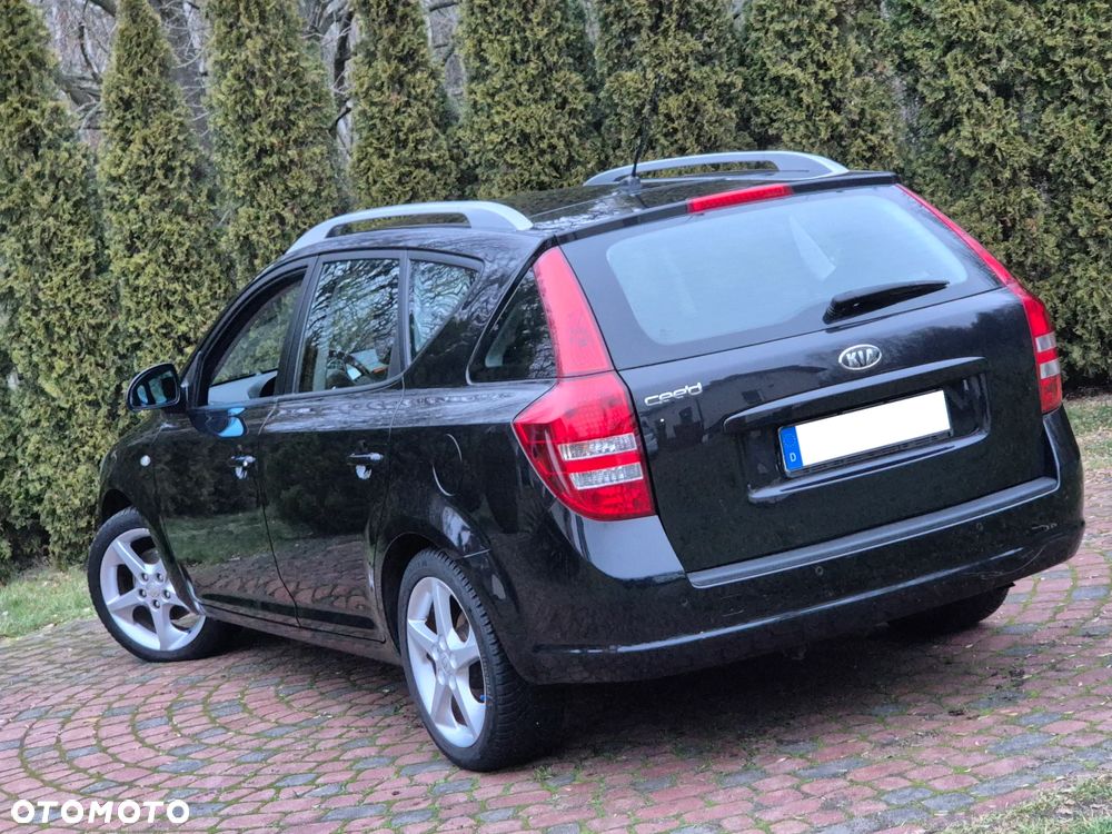 Kia Ceed 2.0 CVVT Spirit - 23