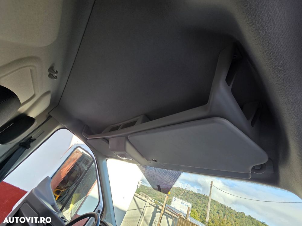 Ford Transit - 20
