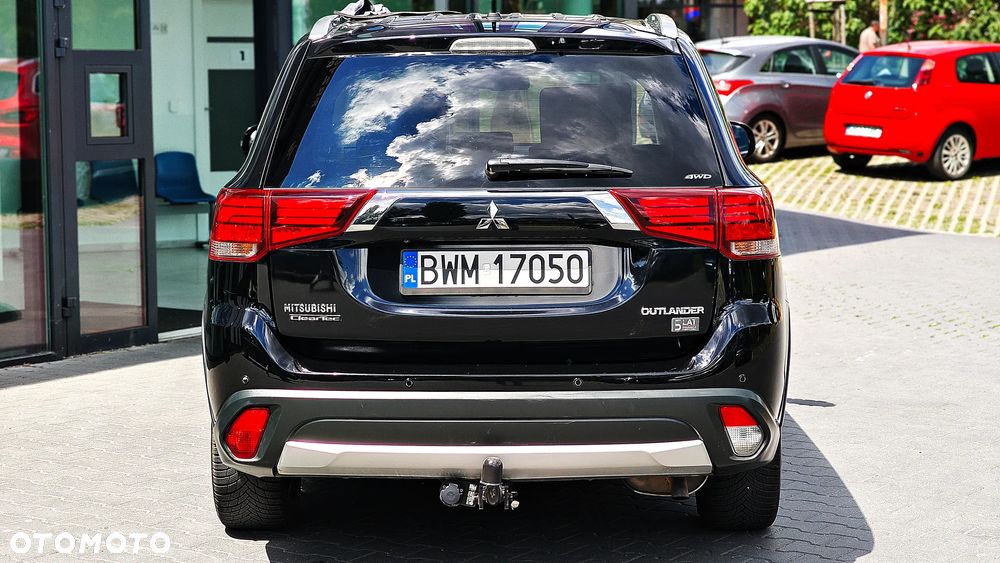 Mitsubishi Outlander - 5