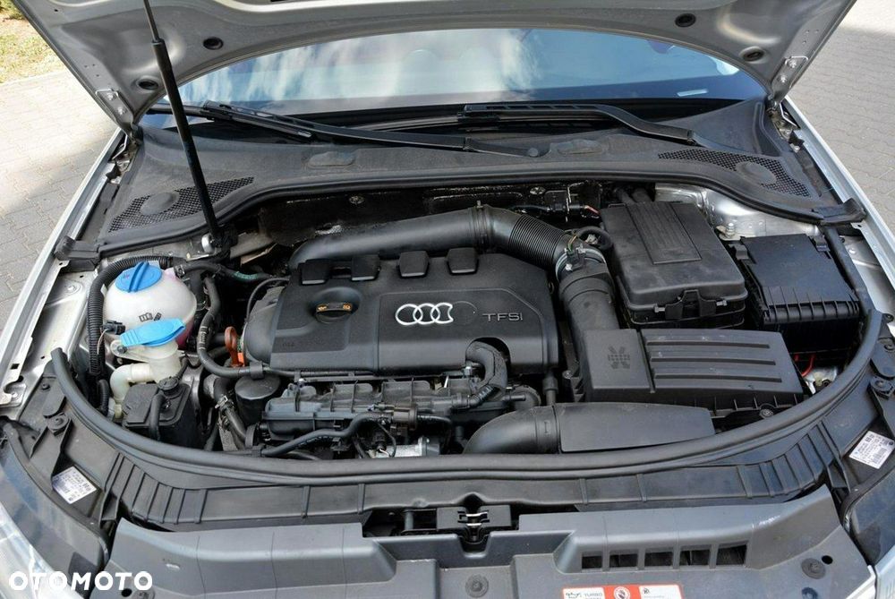 Audi A3 Sportback 1.8 TFSI Attraction S tronic - 37