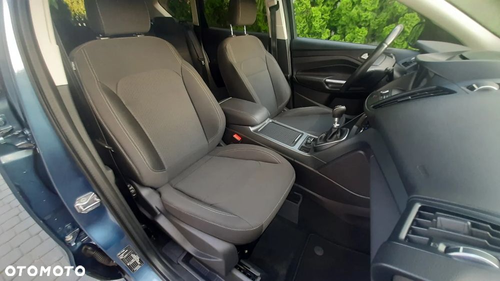 Ford Kuga 1.5 EcoBoost FWD Titanium - 28