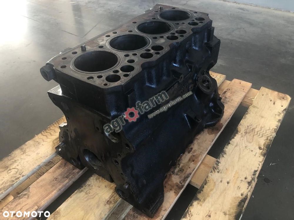 BLOK SILNIKA RENAULT CERGOS 340 6005013213 - 3