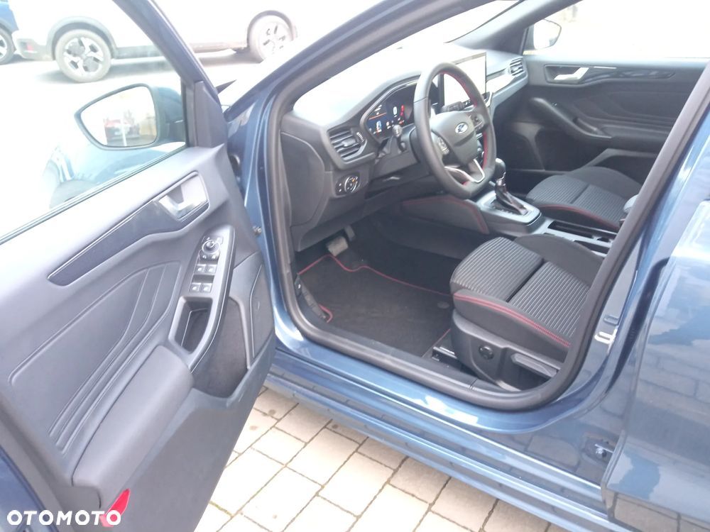 Ford Focus 1.0 EcoBoost mHEV ST-Line X - 10