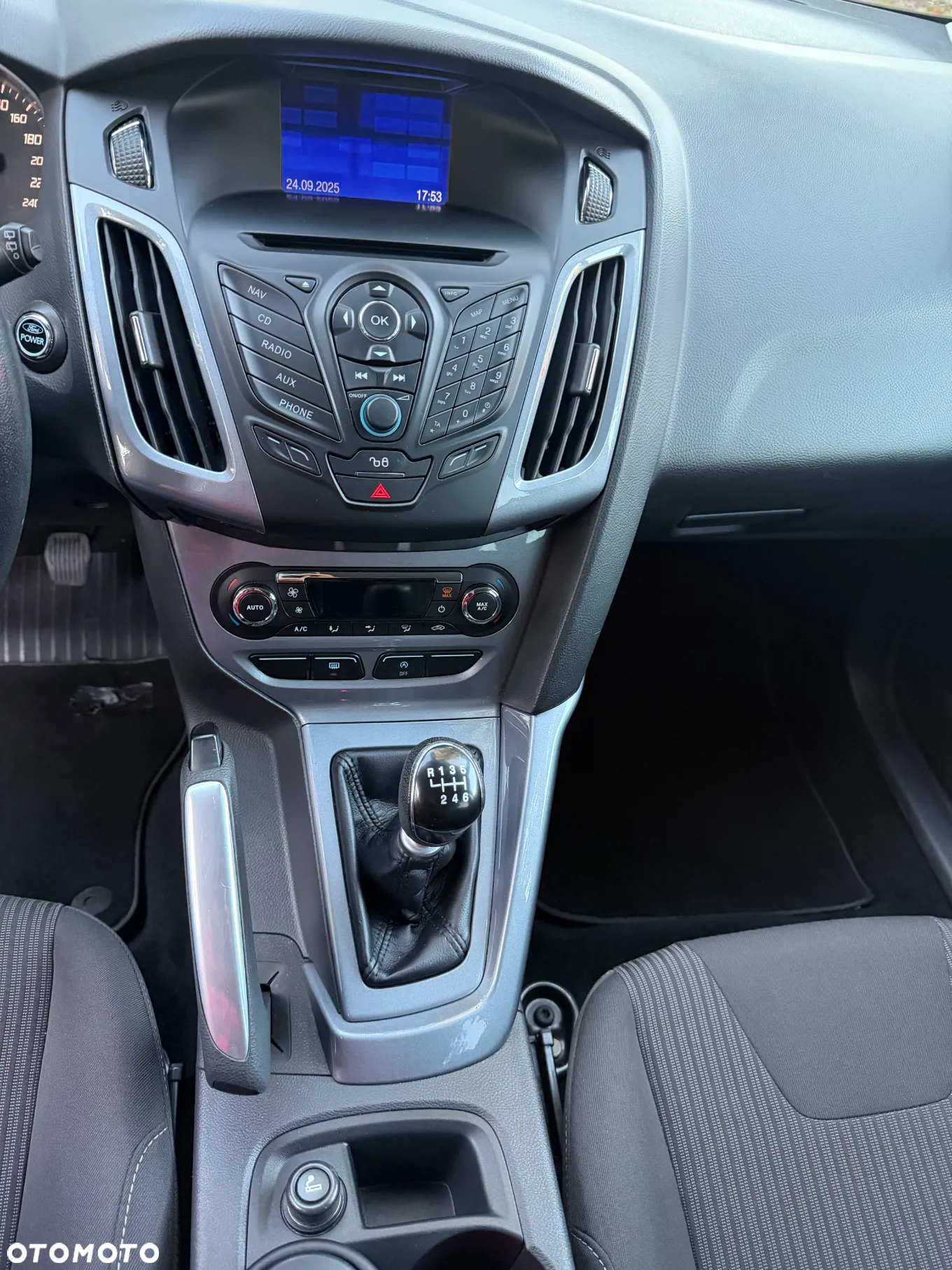 Ford Focus 1.6 EcoBoost Titanium - 15