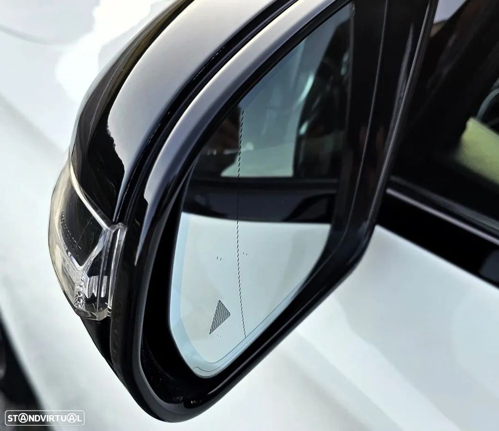 Mercedes-Benz E 220 d AMG Line - 19