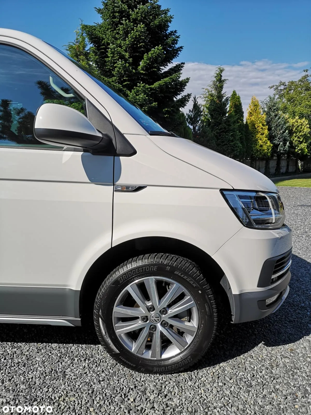 Volkswagen Multivan - 6