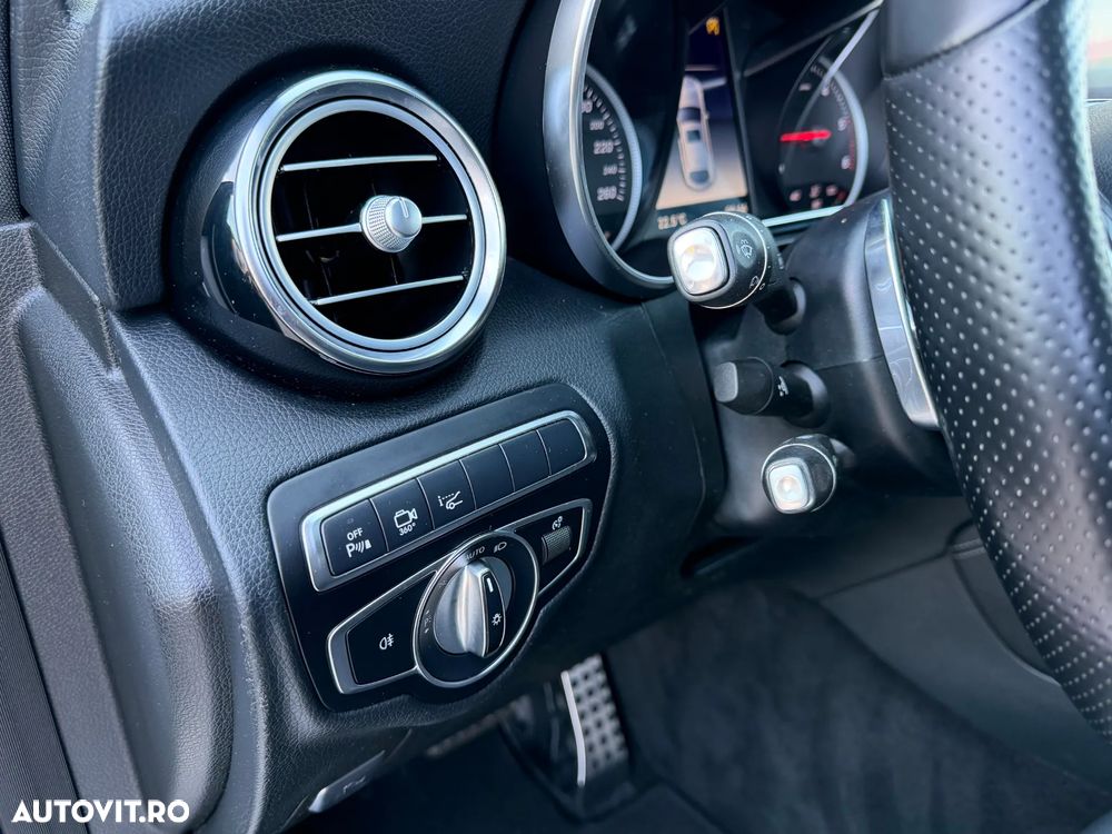 Mercedes-Benz GLC Coupe 220 d 4Matic 9G-TRONIC AMG Line - 24