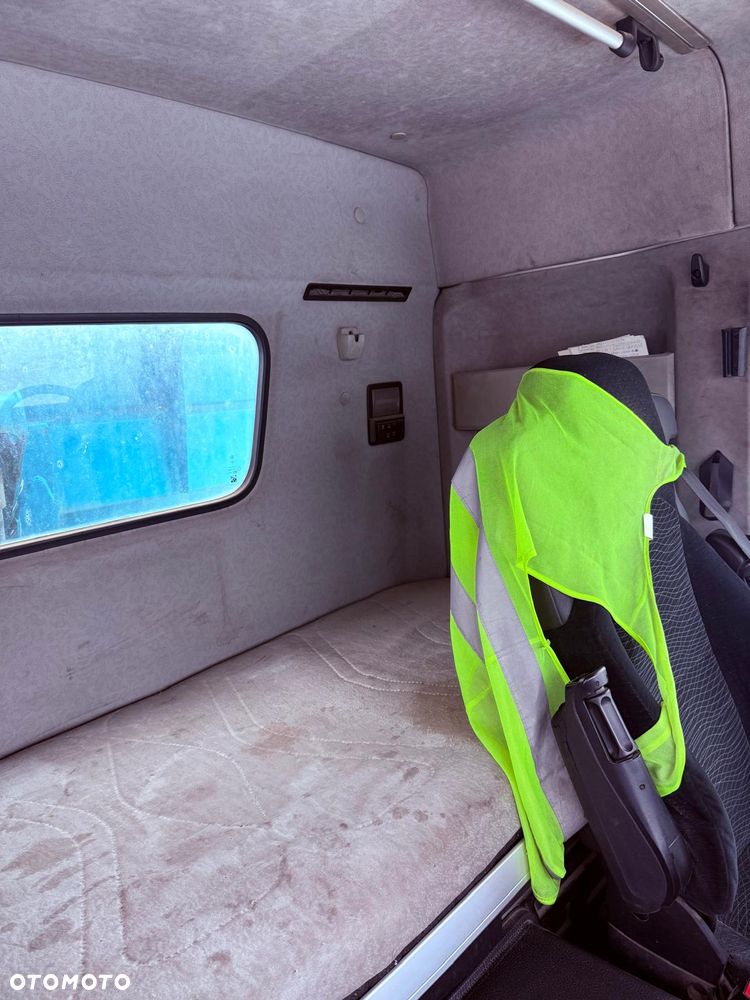 Mercedes-Benz AROCS - 8